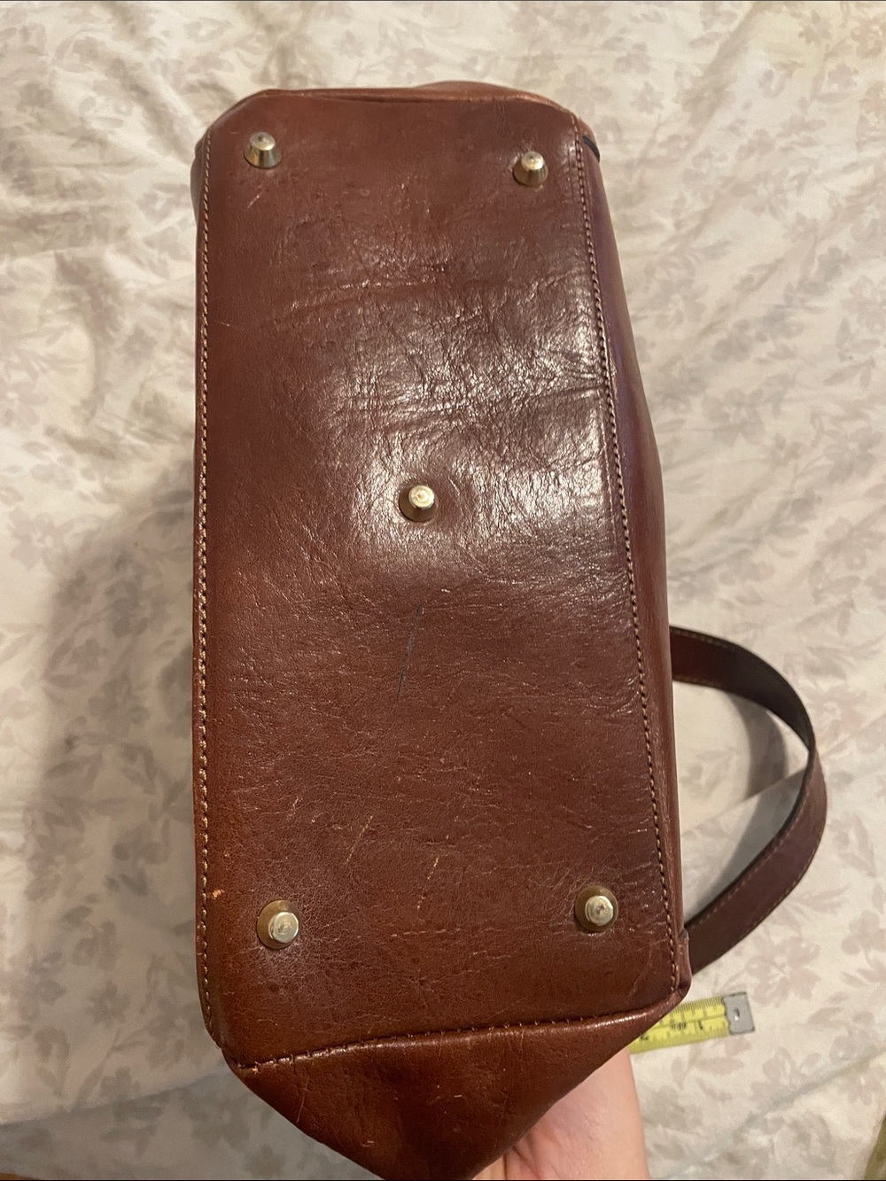 Valentina Brown 100% Genuine Leather Shoulder Bag with Gold Hardware Italy - Picture 7 of 9